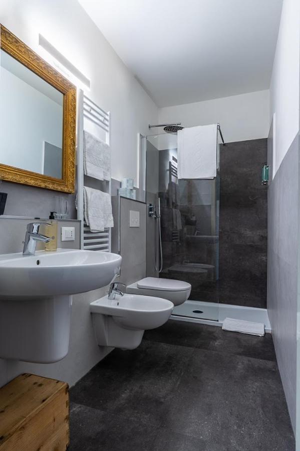 טרנטו S. Trinita 18, Suites & Rooms מראה חיצוני תמונה
